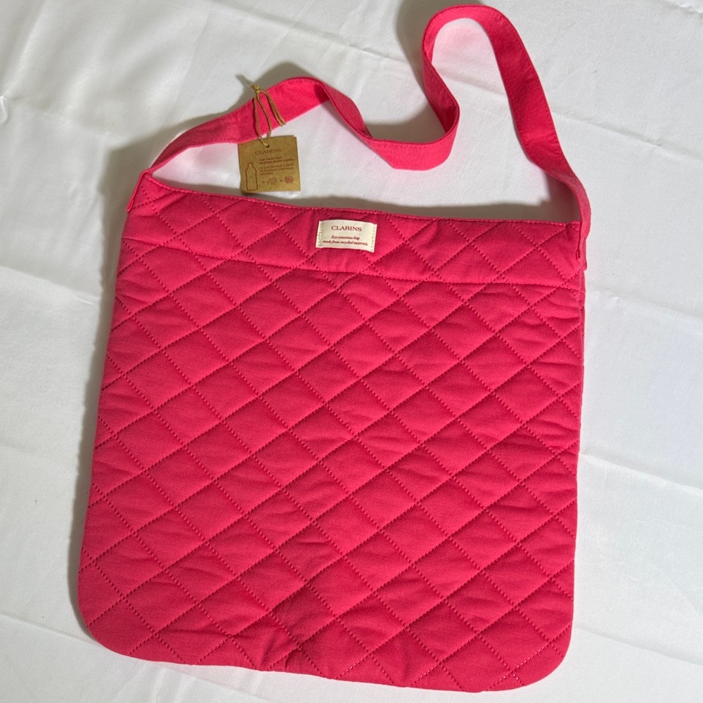 CLARINS Eco-Conscious Fuchsia Quilted Lightweight Travel Shopping Tote NWT